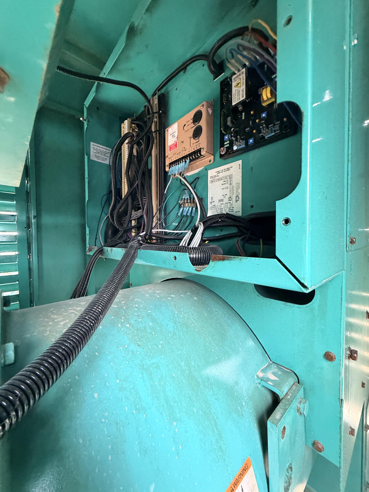 350KW Cummins Onan 300 Standby Removal , 920 hrs. - Image 4