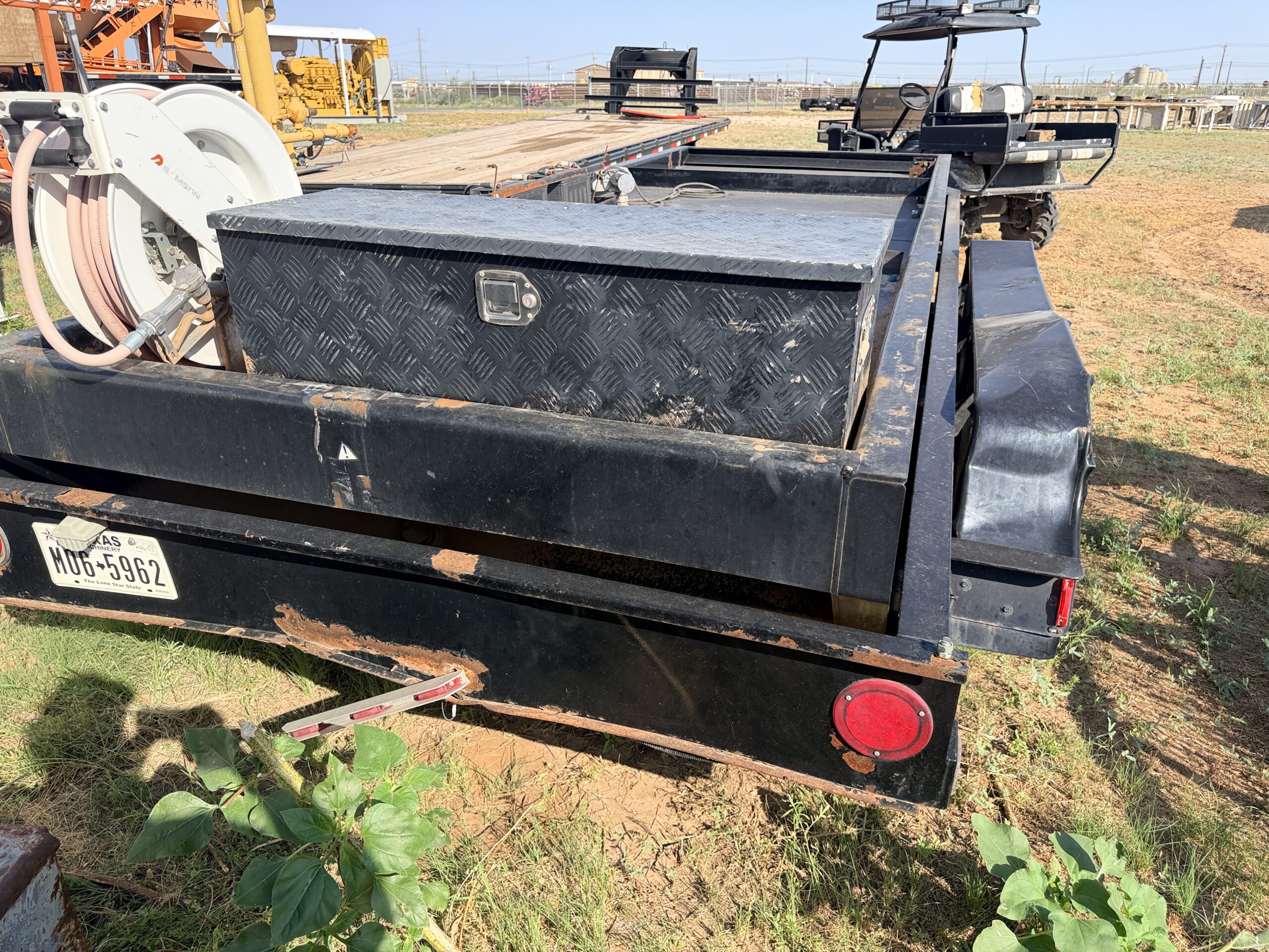HD Trailer WITH LARGE FUEL CELL - Image 7