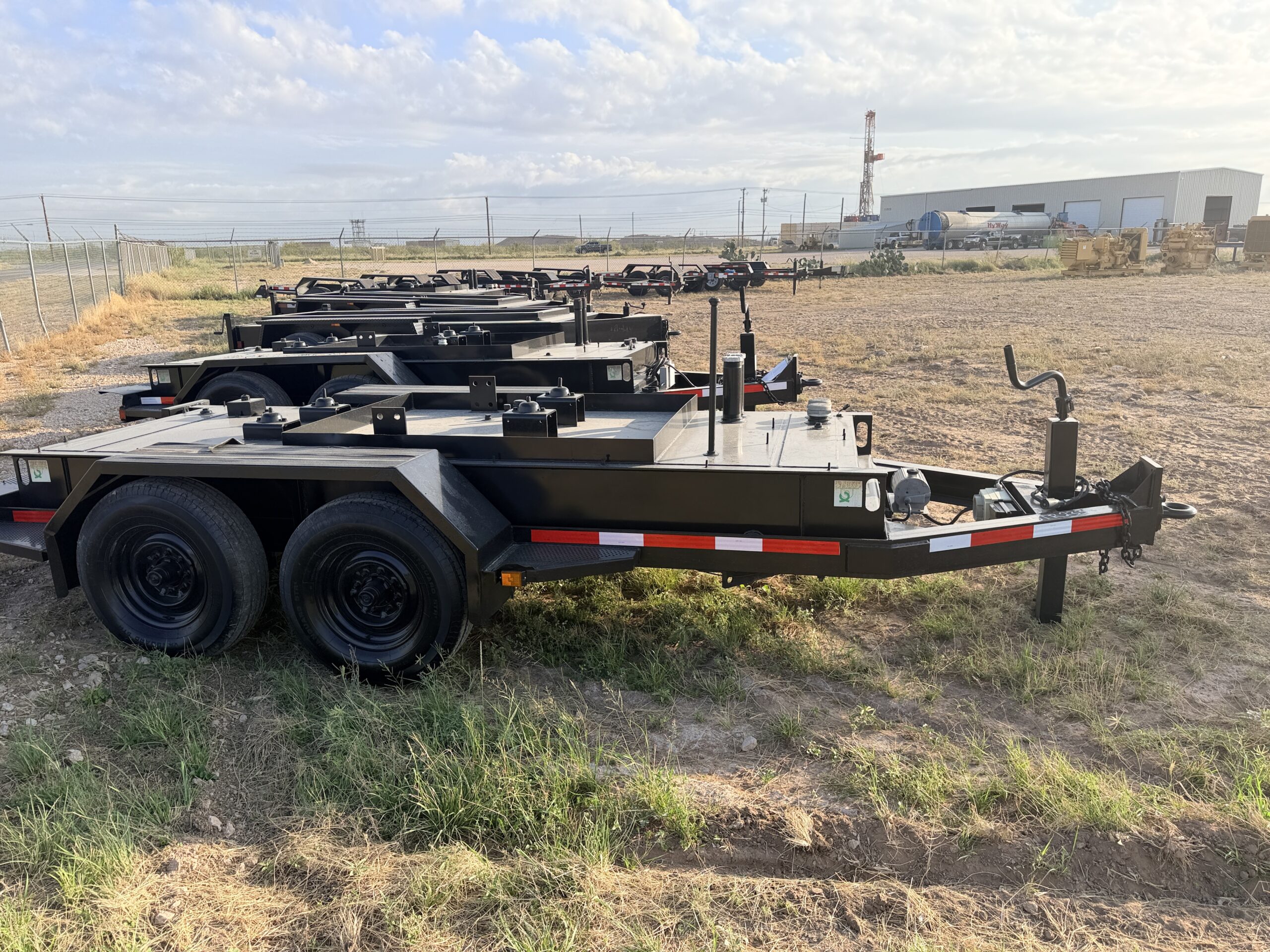 GEN SET TRAILER by CAT w Tandem 7000# axles with Electric Brakes, Pintle Hitch; - Image 3