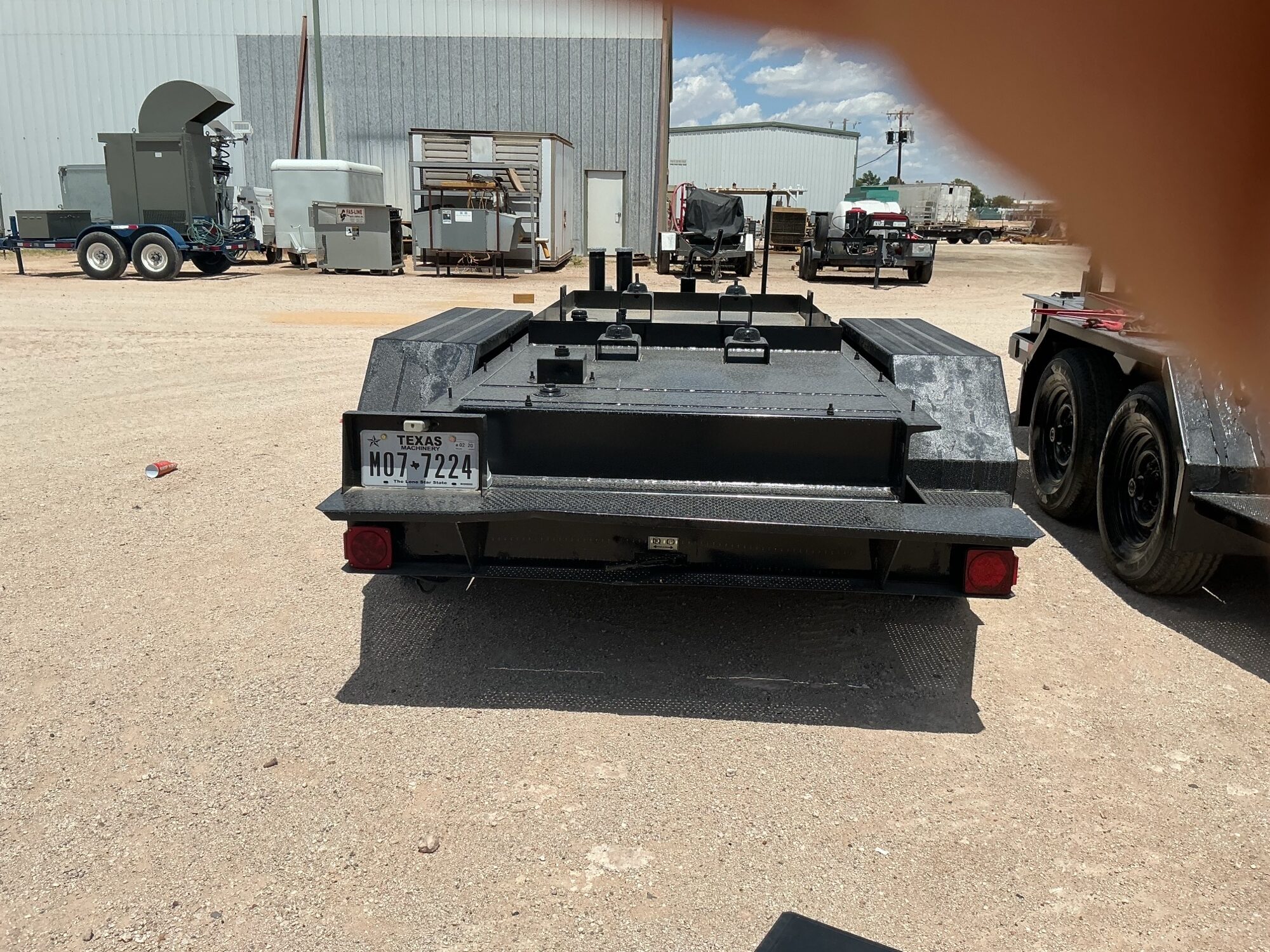 GEN SET TRAILER by CAT w Tandem 7000# axles with Electric Brakes, Pintle Hitch; - Image 7