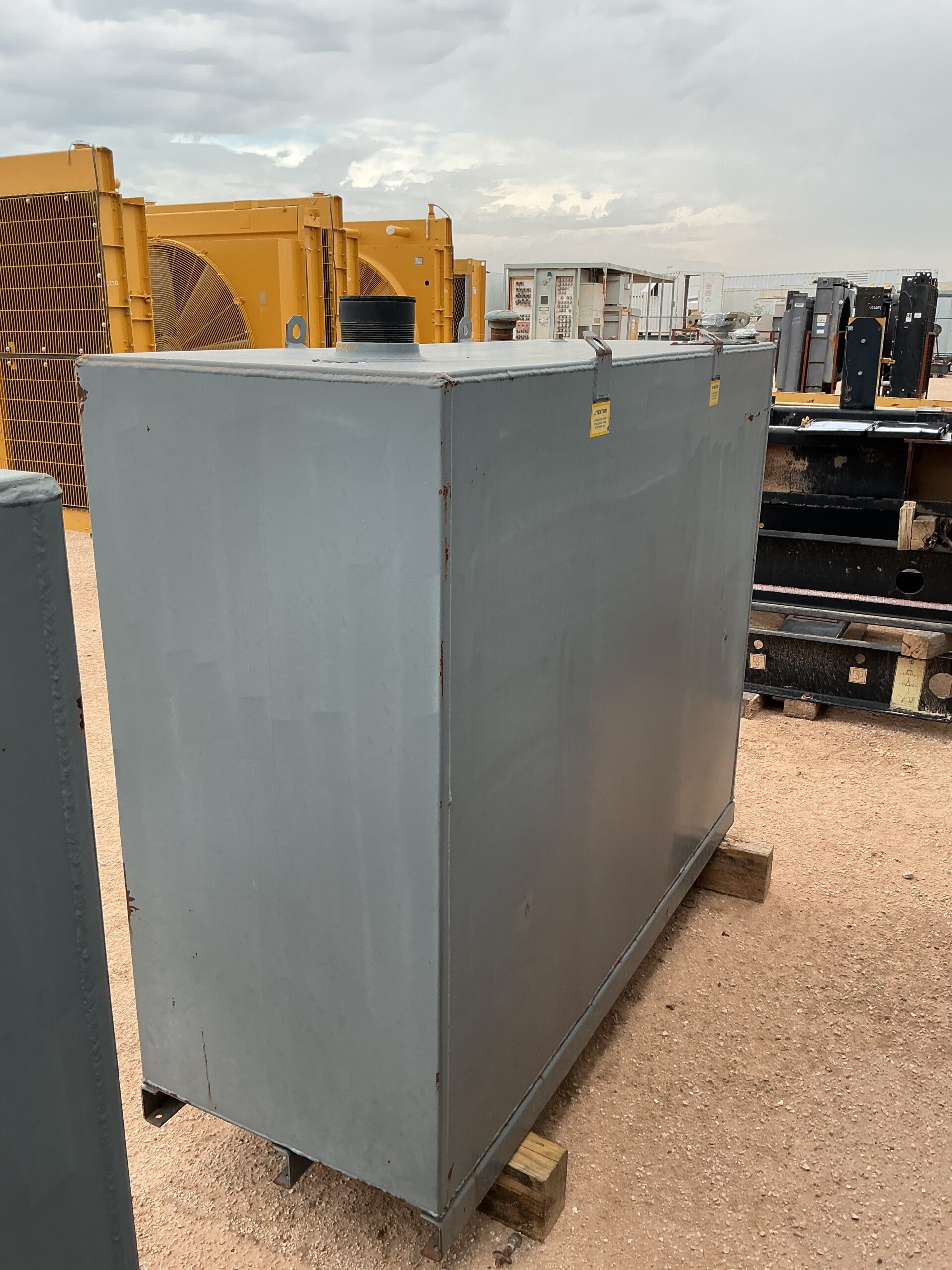 Fuel Tank 300 Gallon UNUSED - Image 4